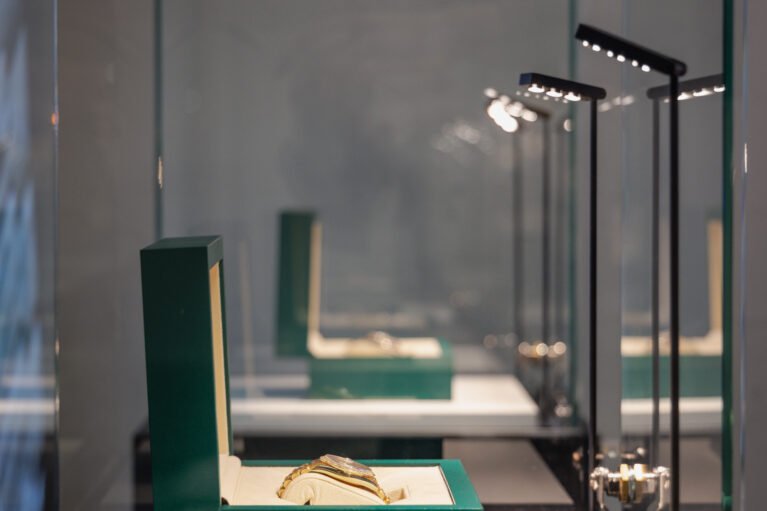 Innenansicht Detailbilder TIMEDRIVEN Luxusuhrengeschäft