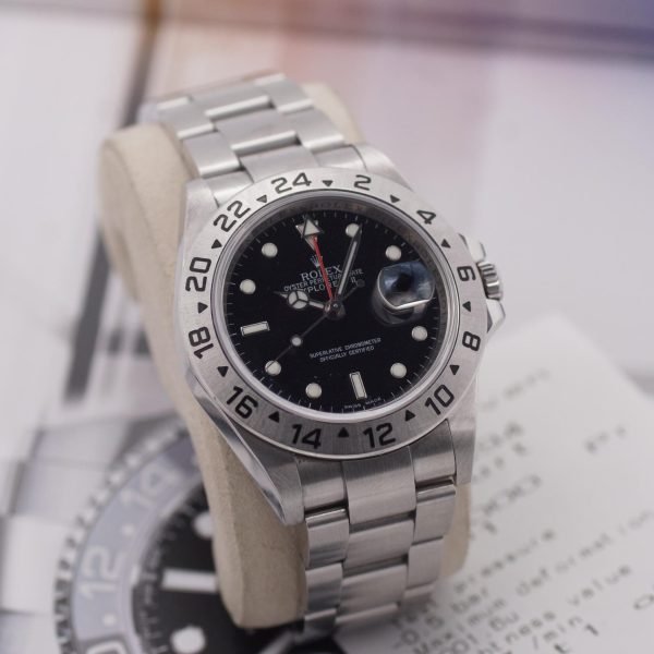 2388D. Rolex Explorer II BLK 3186 16570 ca 2010 (1)