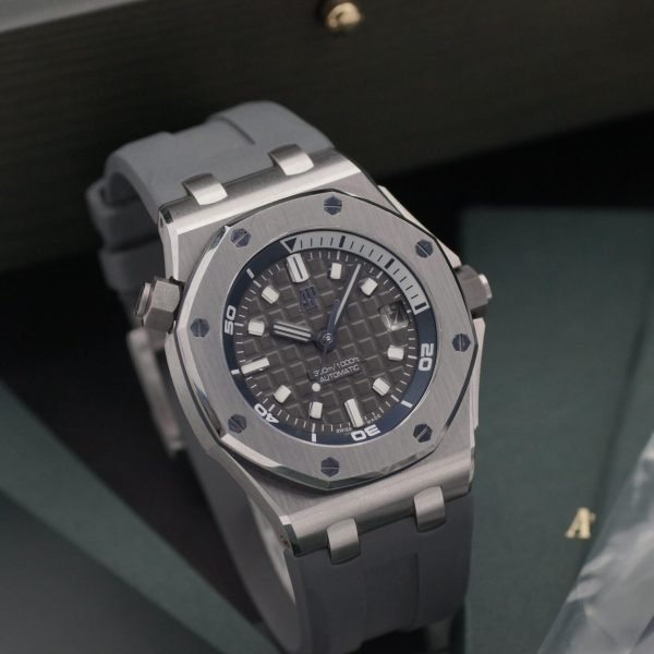 3349D-6. Audemars Piguet Royal Oak Off-Shore 15720ST Full Set 2023 (2)