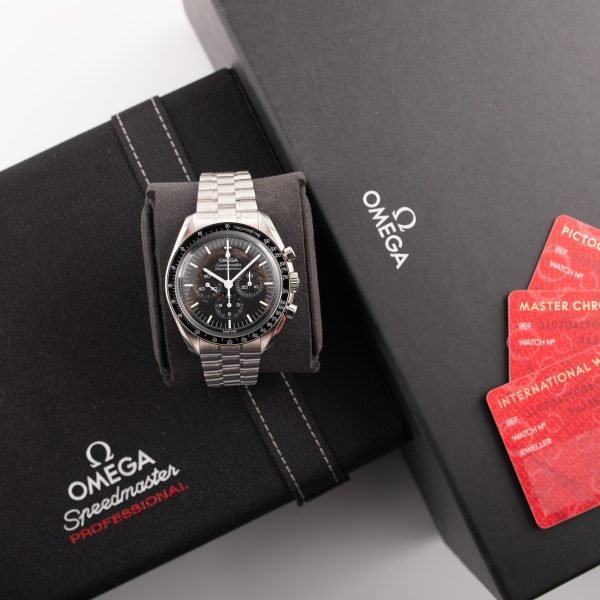 Omega Speedmaster Hesalite 31030425001001