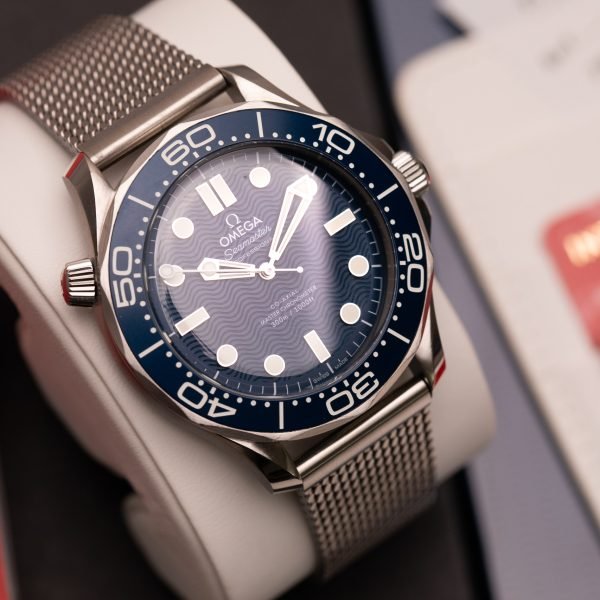 Omega Seamaster Diver 300M 60th anniversary Bond 210.30.42.20.03.002