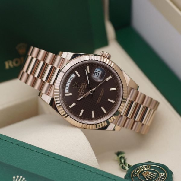 K. Rolex Day Date 40 228235 Full Set 2021 Choco (3)