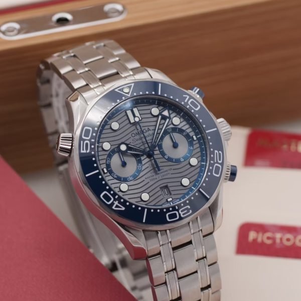 Titelbild Seamaster Chrono